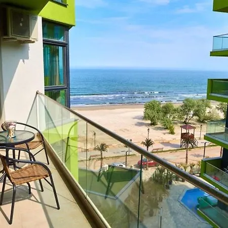 Апартаменты Alezzi Seaside 1