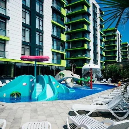 Апартаменты Alezzi Seaside 1 *